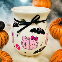 Load image into Gallery viewer, Pretty Cat Pumpkin tea light warmer
