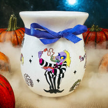 Load image into Gallery viewer, Beetle juice inspired Warmer
