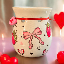 Load image into Gallery viewer, Tea Light Warmer Strawberry Valentine
